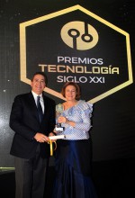 ZITRO Receives The 21st Century Technology Award From “El Suplemento”